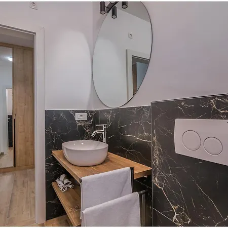 Apartman Paradise *